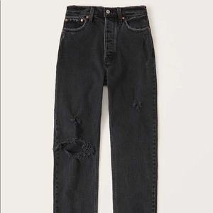 Abercrombie and Fitch black High Rise Dad Jeans brand new!  
Brand new with tags